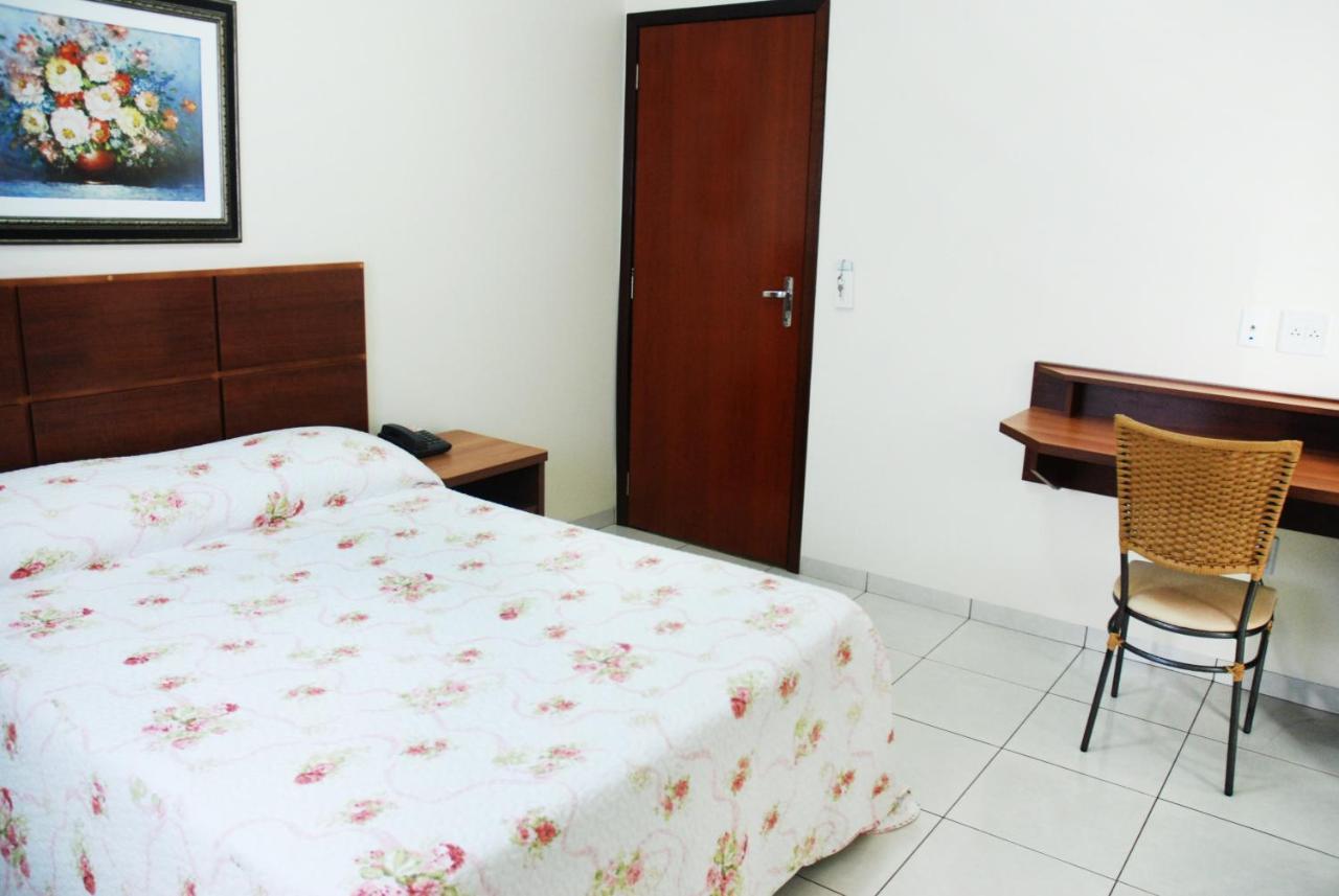 Hotel Valencia Dourados Εξωτερικό φωτογραφία